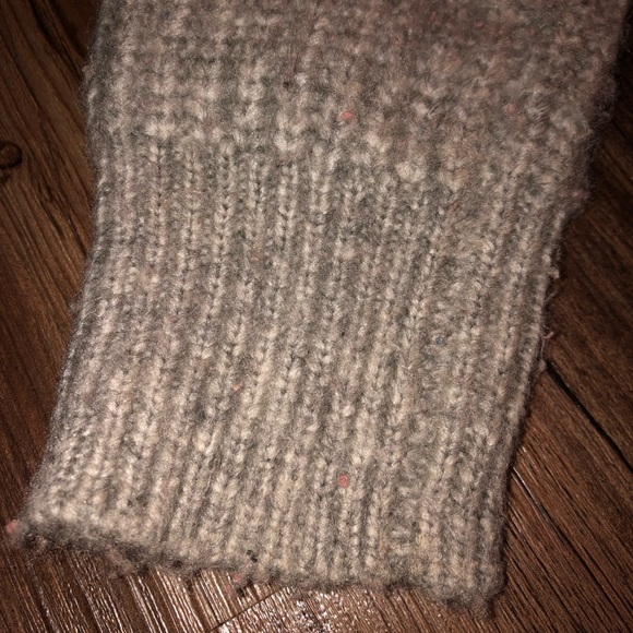 Knitted sweater - Picture 3 of 3